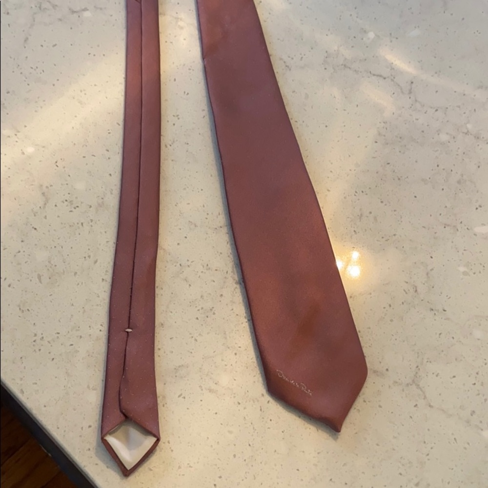 Vintage Oscar de la renta tie 👔